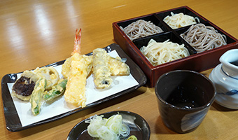 二色天ぷらせいろ